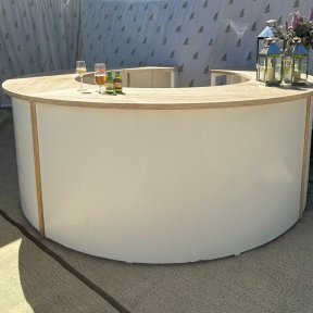 White Wood Topped 3m Round Bar